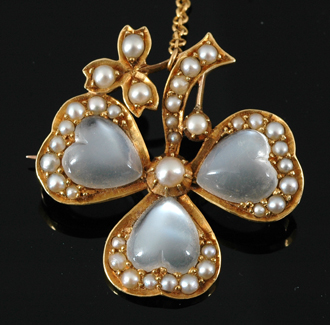 Appraisal: A Victorian moonstone shamrock brooch Circa Of stylised design with