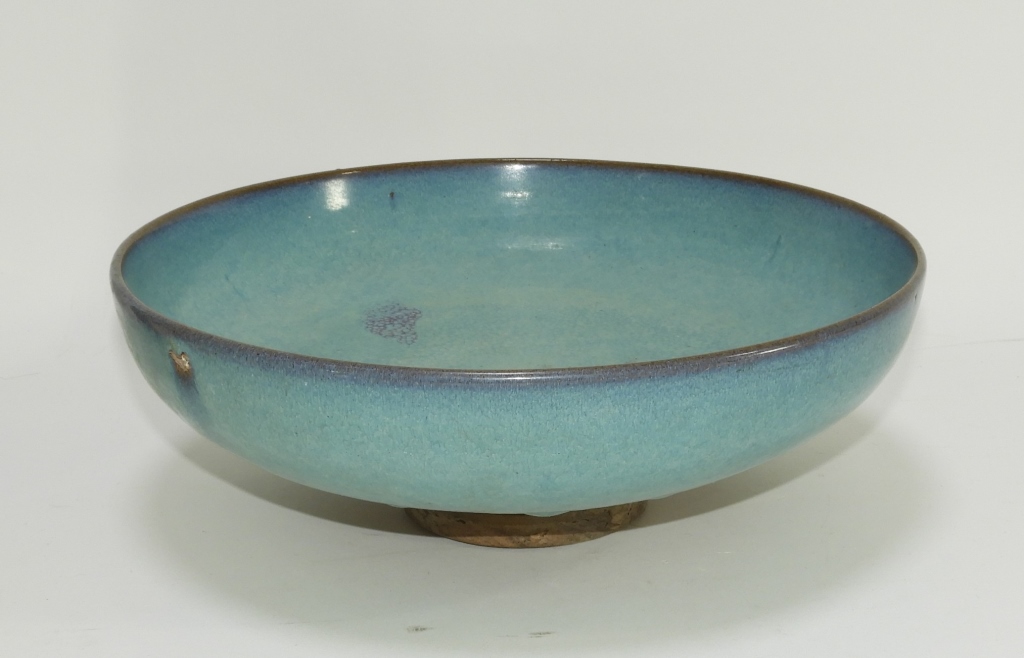 Appraisal: CHINESE QING DYNASTY JUN YAO EARTHENWARE BOWL China Qing DynastyShallow