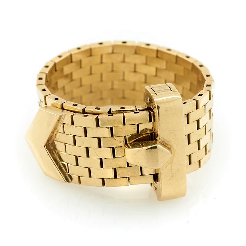 Appraisal: k Yellow gold buckle ring k Yellow gold buckle ring