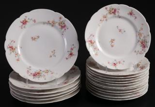 Appraisal: Theodore Haviland Limoges Dinnerware Theodore Haviland Limoges dinnerware to include