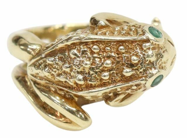 Appraisal: Estate kt yellow gold ring modeled as a tree frog