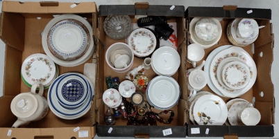 Appraisal: A mixed collection of items including Royal Albert and Royal