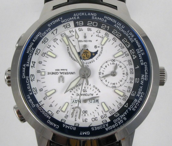 Appraisal: MAN'S UNIVERSAL GENEVE AERO TRI-COMPAX CHRONOMETER ref with round stainless