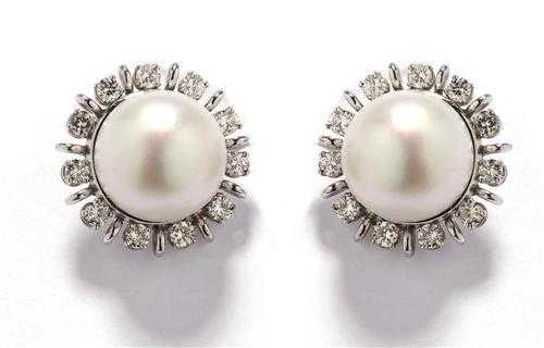 Appraisal: PEARL AND DIAMOND CLIP EARRINGS White gold Classic clip earrings