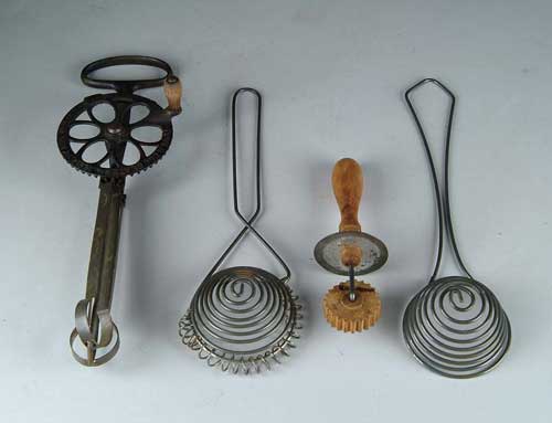 Appraisal: FOUR KITCHEN RELATED ITEMS Two soap savers in wire form