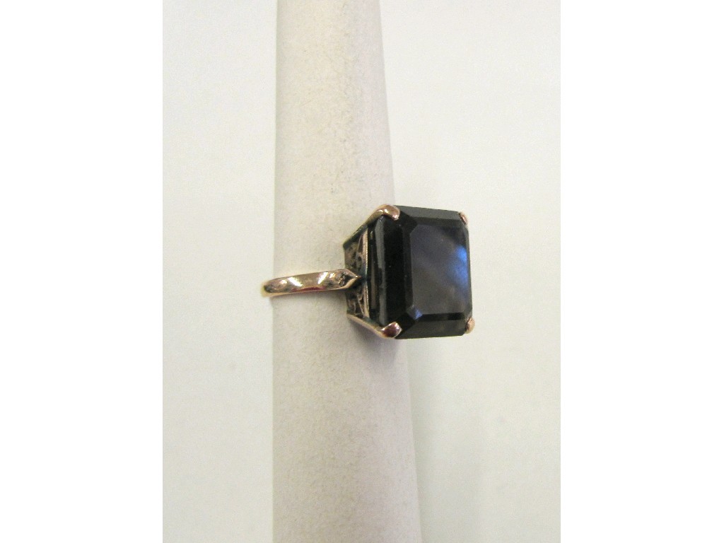 Appraisal: Nine carat gold smokey topaz single stone ring