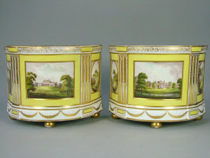 Appraisal: A pair of Chamberlain Worcester style porcelain bough pots th