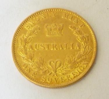 Appraisal: A VICTORIA AUSTRALIAN GOLD SOVEREIGN Illustrated