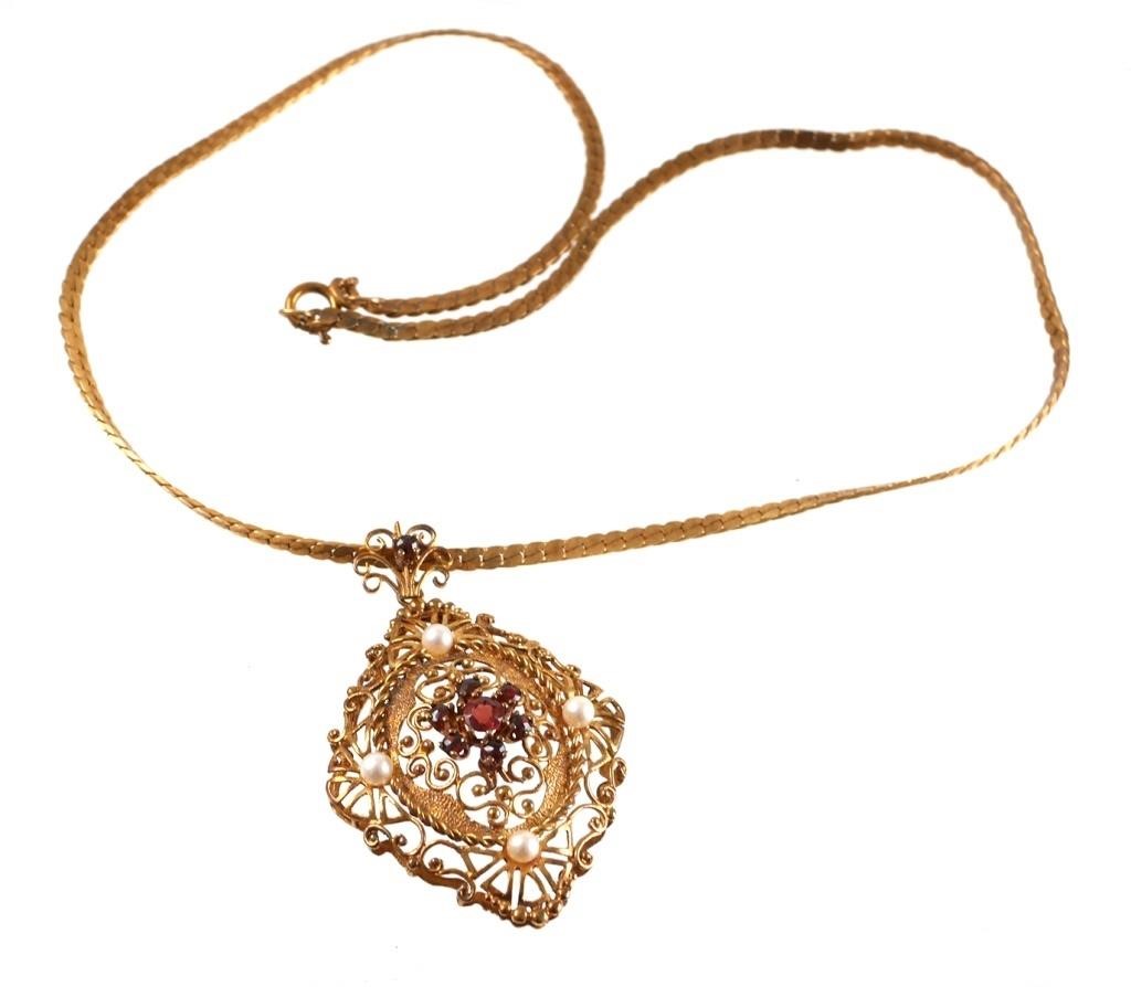 Appraisal: Vintage K yellow gold filigree pendant with round bohemian garnets