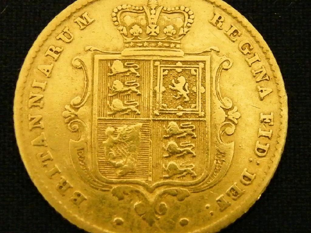 Appraisal: Victorian shield back half sovereign gm