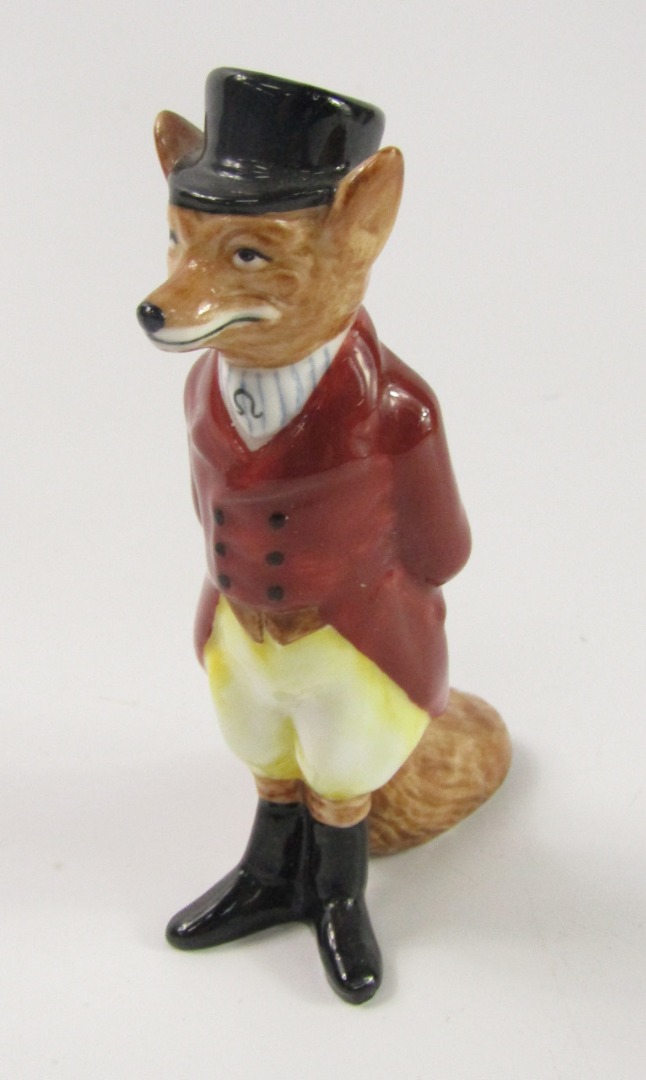 Appraisal: A Royal Doulton Huntsman Fox figure DB