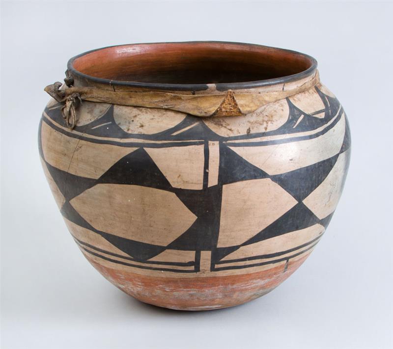 Appraisal: SANTO DOMINGO PUEBLO LARGE PAINTED POTTERY STORAGE JAR x in