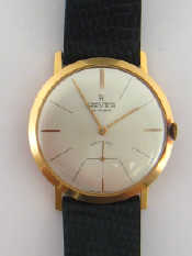 Appraisal: Hever a gentleman's carat gold manual wind wristwatch ref the