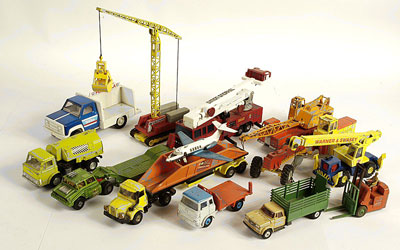 Appraisal: Corgi Dinky Matchbox a mixed group of unboxed vehicles To