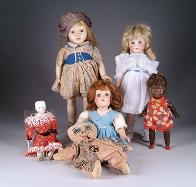 Appraisal: LOT OF MISC DOLLS An instant collection including a wide