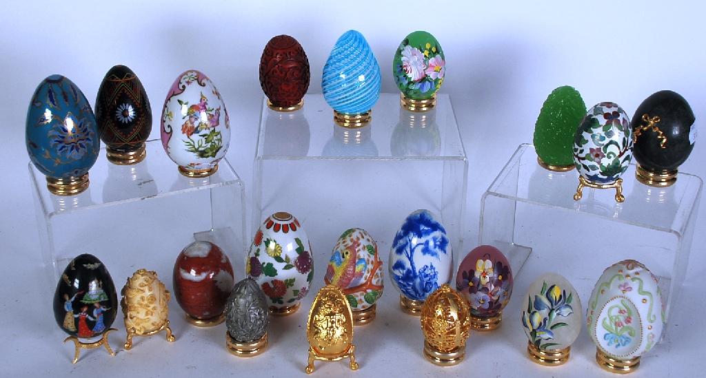 Appraisal: COLLECTION OF TWENTY ONE MODERN EGG SHAPED ORNAMENTS of varying