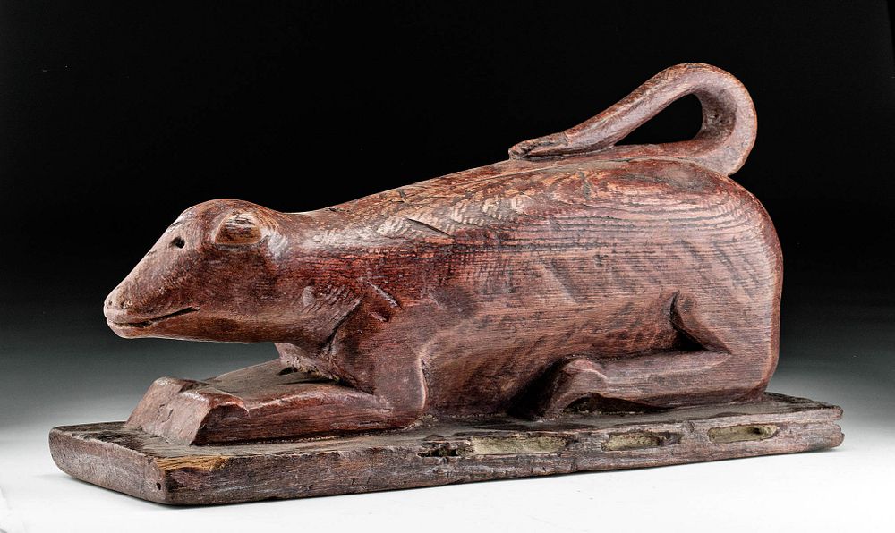 Appraisal: th C Thai Wood Coconut Grater - Recumbent Dog Originally