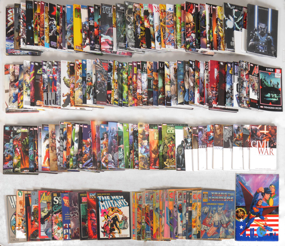 Appraisal: MASSIVE COLLECTION OF GRAPHIC NOVELS Approx contemporary graphic novels various