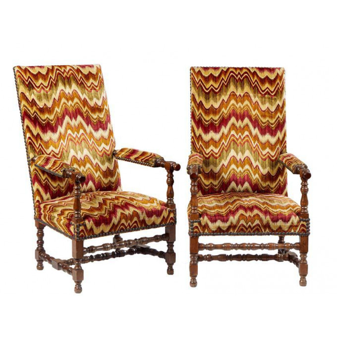 Appraisal: Pair of French Carved Oak Fauteuils a la Reine th