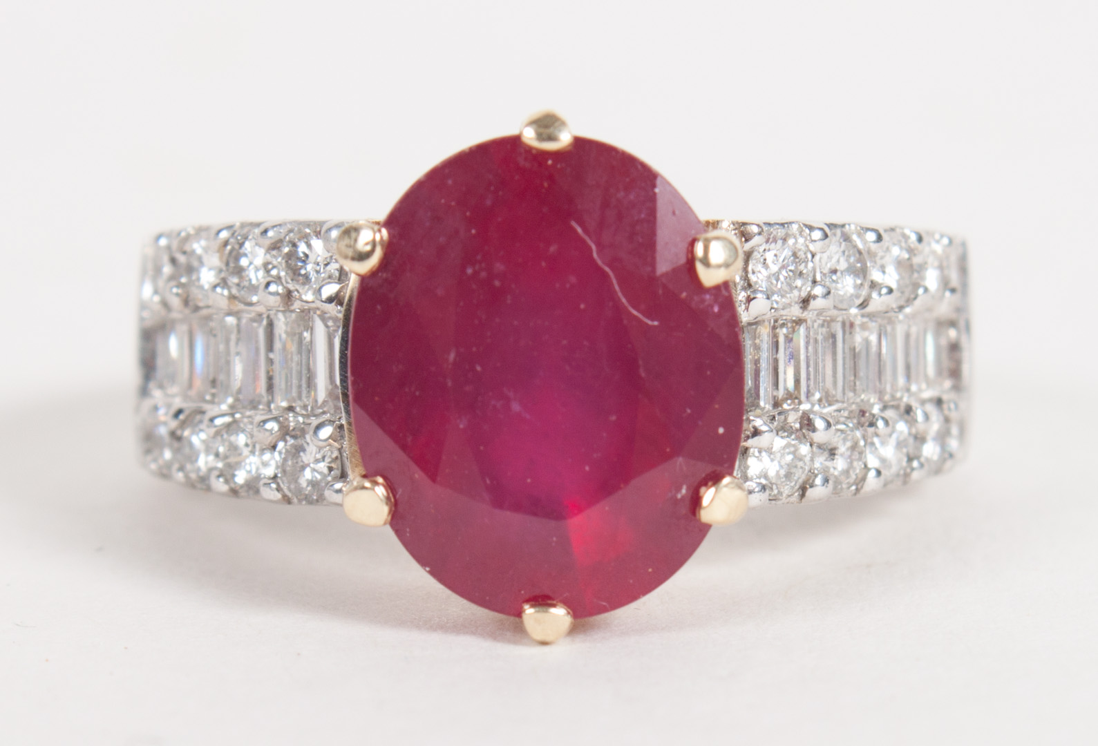 Appraisal: K white gold diamond ruby ring center oval ruby about