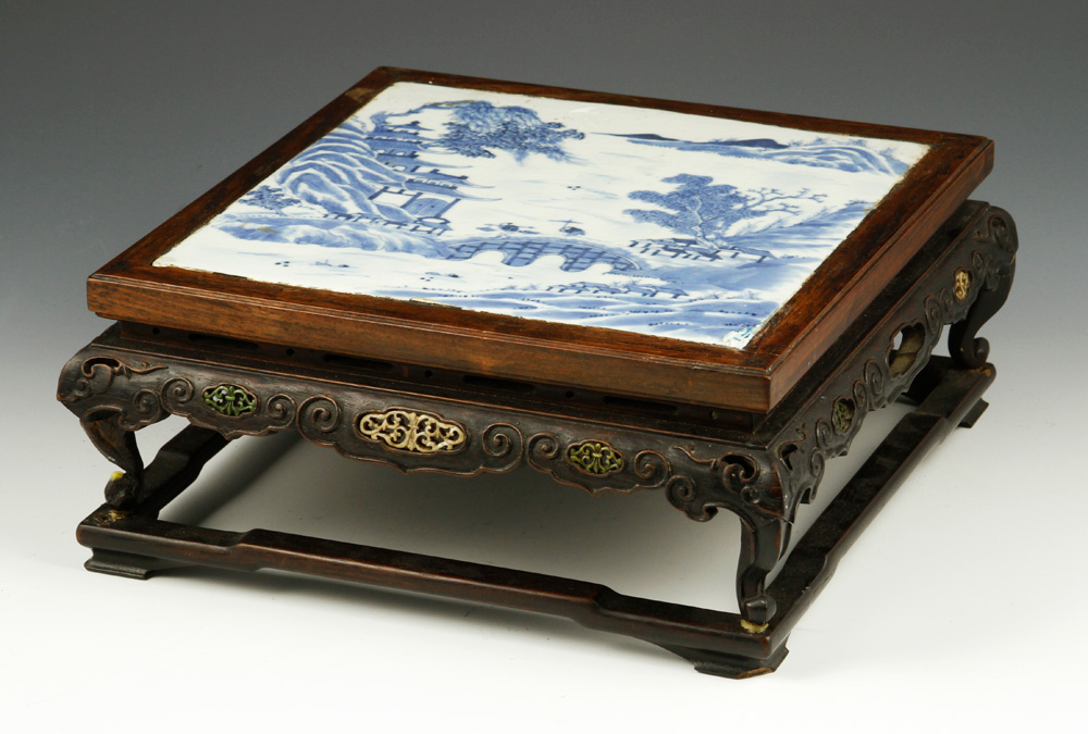 Appraisal: - Chinese th C Hard Wood Stand Hard wood stand