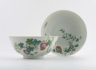 Appraisal: A pair of Chinese famille rose bowls each finely enamelled