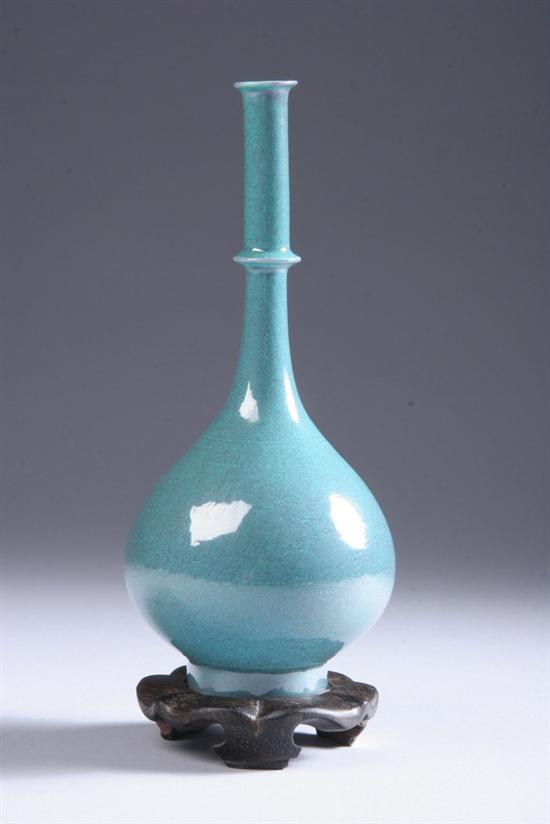 Appraisal: CHINESE TURQUOISE PORCELAIN VASE Qianlong underglazed blue six-character mark th