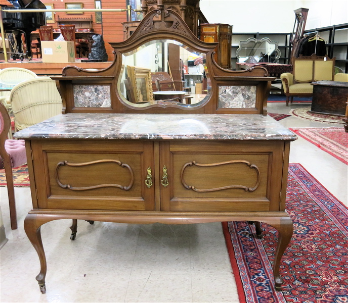 Appraisal: VICTORIAN MAHOGANY MARBLE-TOP WASHSTAND J T Scott cabinet maker Edinburgh