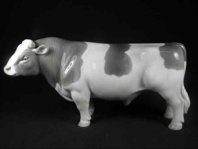 Appraisal: A large Bing Grondahl Danish porcelain figurine of a bull