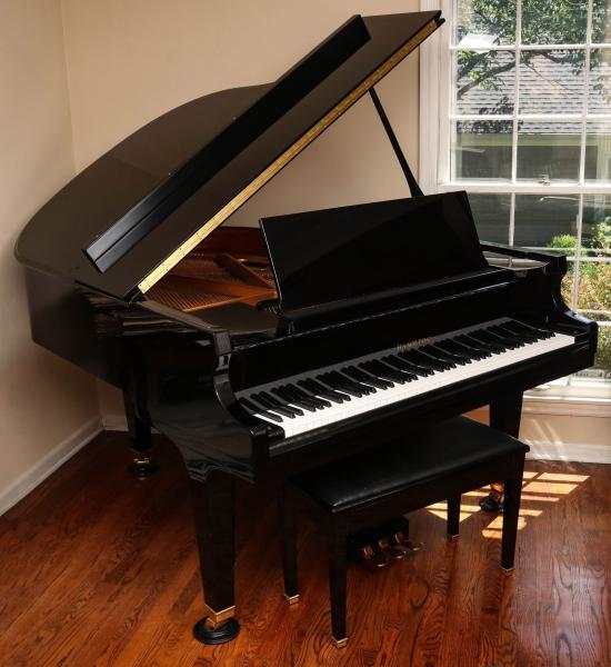 Appraisal: A HAMILTON BY BALDWIN MODEL H BABY GRAND PIANOThe baby