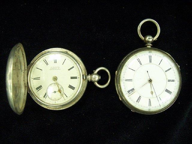 Appraisal: A gentleman's open faced pocket watch with centre sweep second