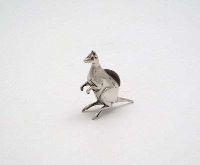 Appraisal: A rare Edwardian novelty silver kangaroo pin cushion by K