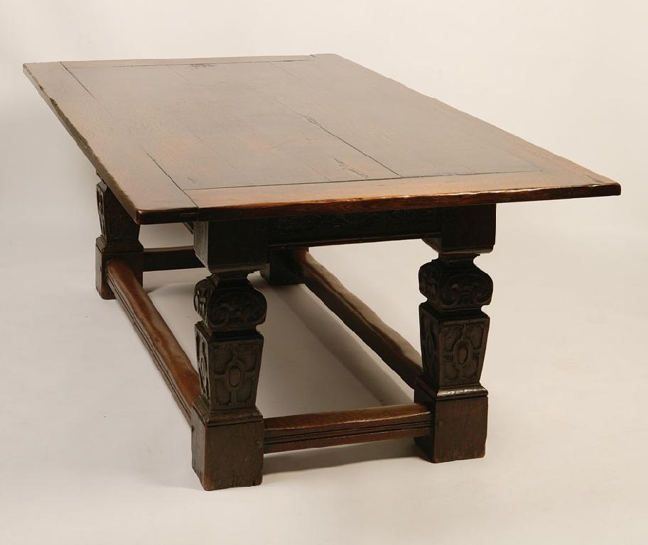 Appraisal: A CHARLES II STYLE OAK DINING TABLE the rectangular top