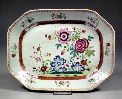 Appraisal: A Chinese porcelain octagonal dish decorated in the ''Famille Rose''