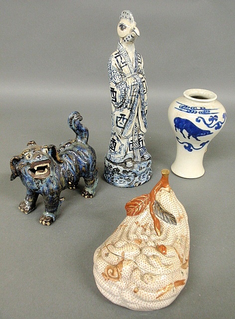 Appraisal: - Four pieces of Japanese Chinese porcelain to incl a