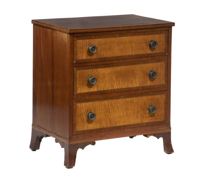 Appraisal: SMALL THREE-DRAWER GENT'S CHEST American Hepplewhite Period Chest having a