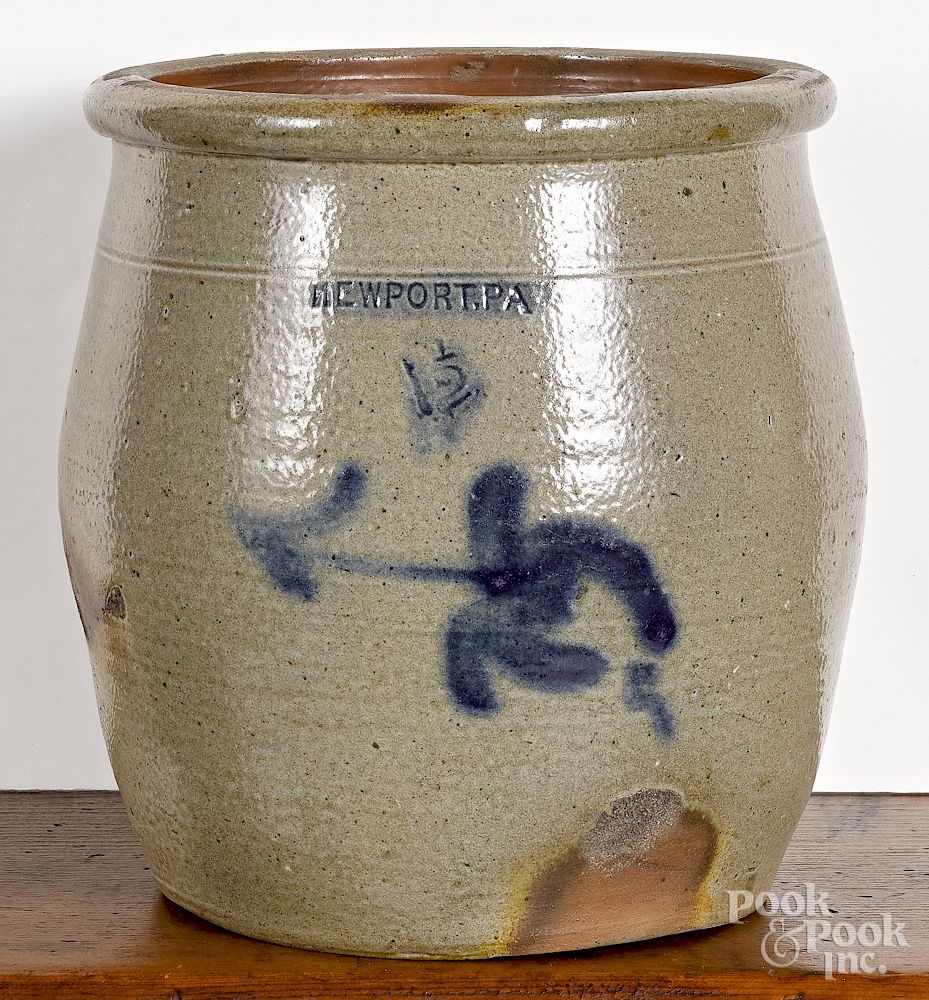 Appraisal: Pennsylvania gallon stoneware crock Pennsylvania one and a half gallon