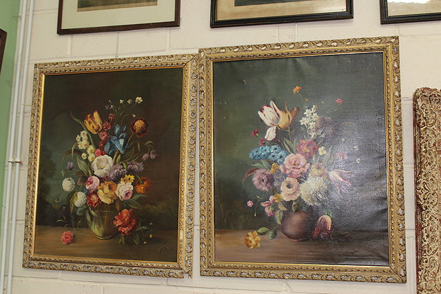 Appraisal: A PAIR OF DECORATIVE TH CENTURY DUTCH STYLE OIL PAINTINGS