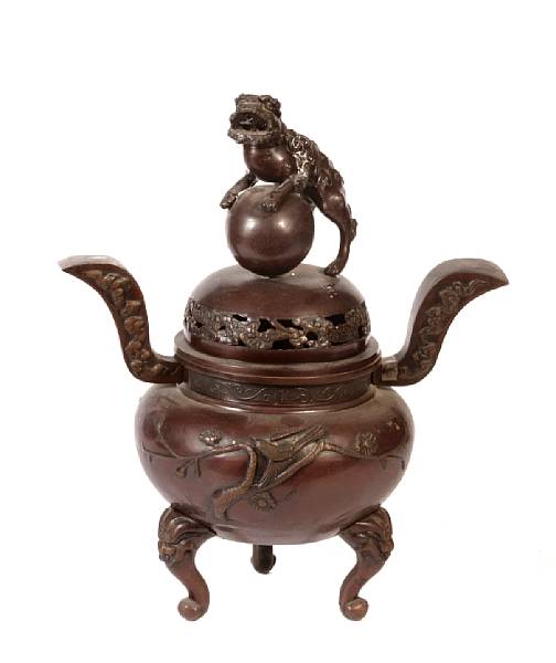 Appraisal: A Chinese bronze covered censer loss to tail of animal