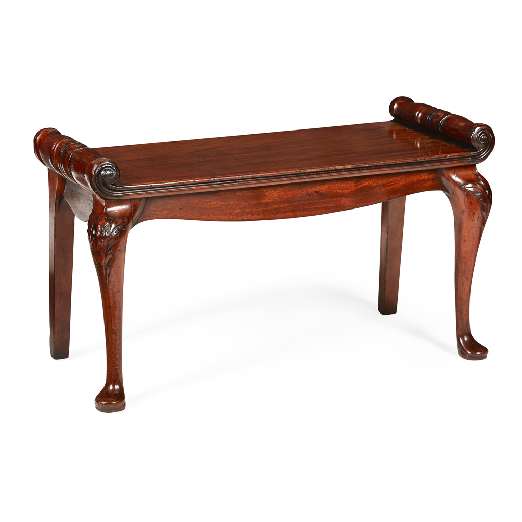 Appraisal: VICTORIAN MAHOGANY HALL BENCH MID TH CENTURY the long rectangular