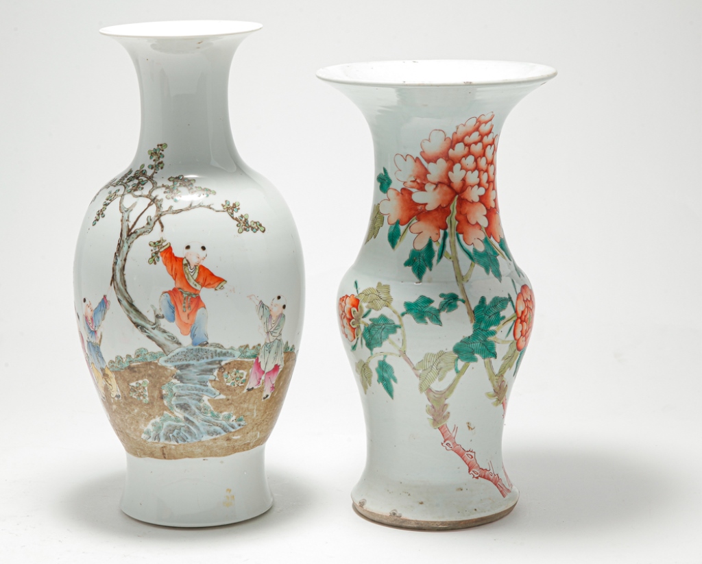 Appraisal: TWO CHINESE PORCELAIN VASES Late th- th century Earlier has