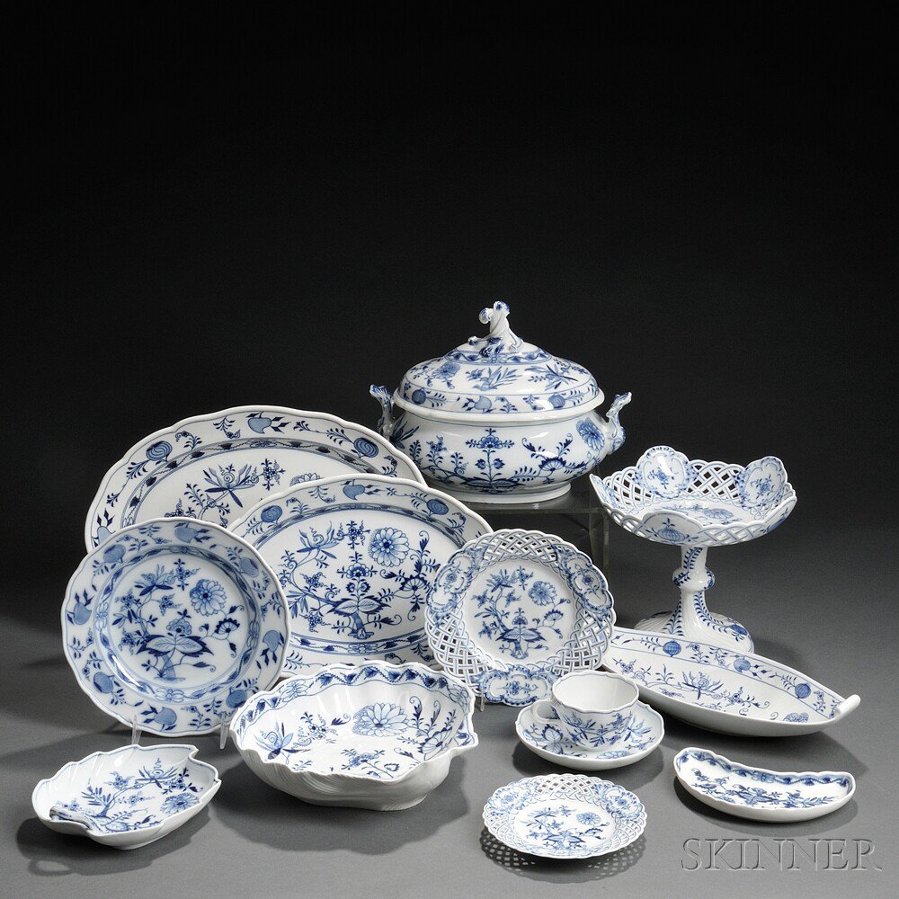 Appraisal: Assembled Meissen Blue Onion Pattern Porcelain Dinner Service Germany th