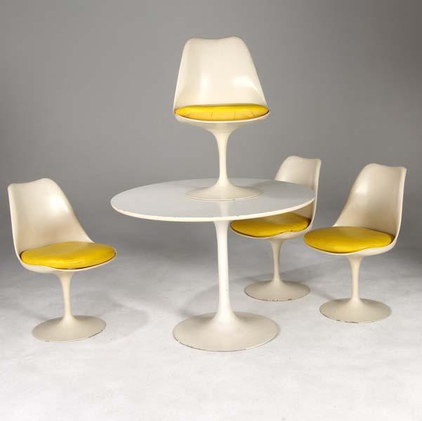 Appraisal: KNOLL BURKE Set of four Knoll Pedestal Group chairs with