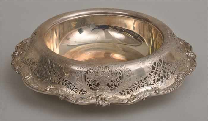 Appraisal: AMERICAN SILVER CENTERPIECE BOWL Th pierced border with serpentine ribbon-tied