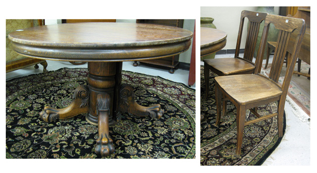 Appraisal: ROUND OAK DINING TABLE WITH SIX CHAIRS AND FOUR LEAVES