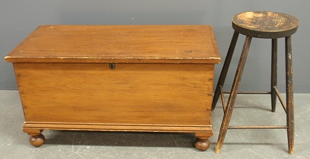 Appraisal: - Pine blanket chest c h x w x d