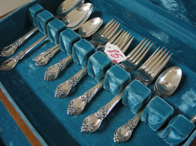 Appraisal: AN HEIRLOOM STERLING SILVER FLATWARE SET in the Stanton Hall