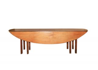 Appraisal: thc Mahogany Wake or Hunt Table The rectangular top with