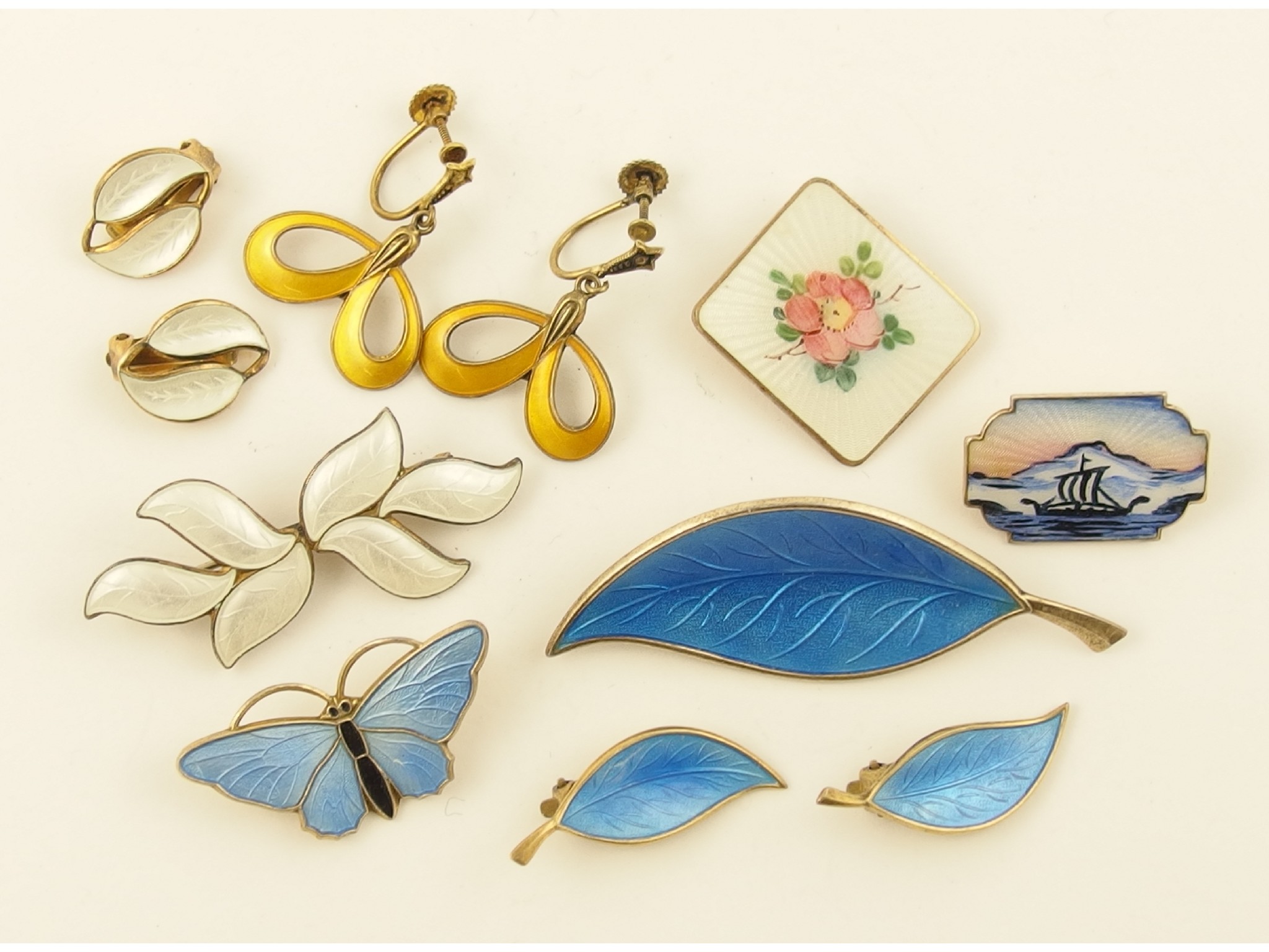 Appraisal: A good collection of Danish and Norwegian enamelled silver jewellery