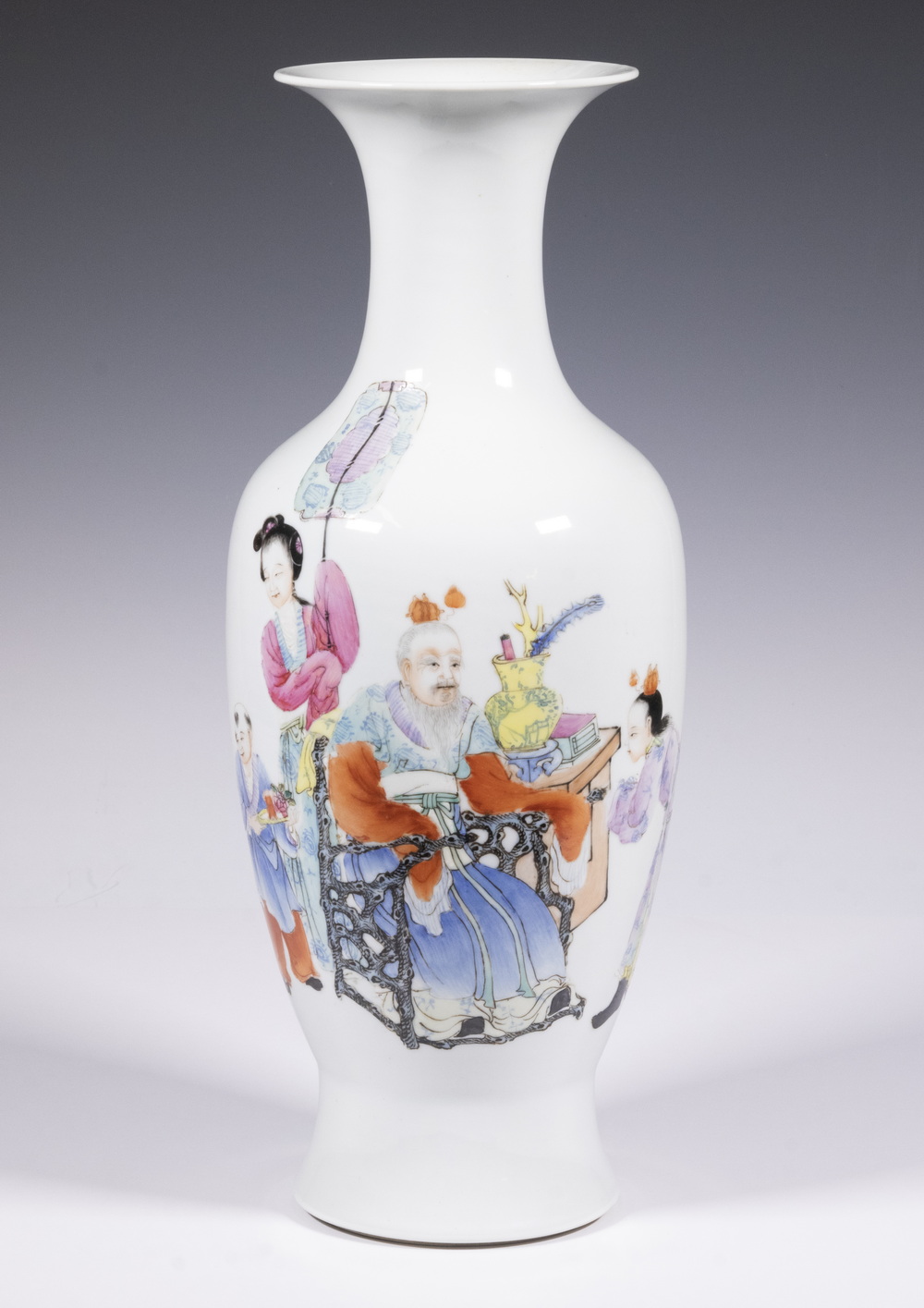 Appraisal: CHINESE PORCELAIN VASE Late th c Famille Rose Porcelain Baluster